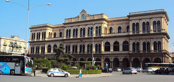 Gare de Palerme